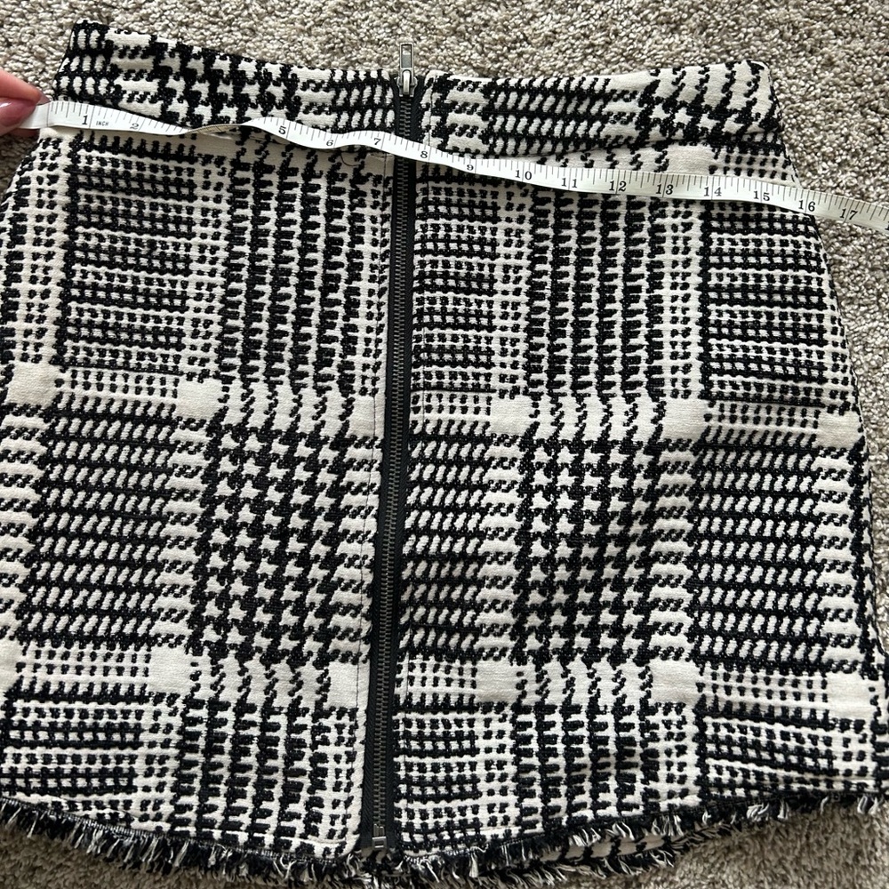 Cupcakes & Cashmere plaid mini skirt zip up black and white houndstooth pattern - Picture 7 of 13